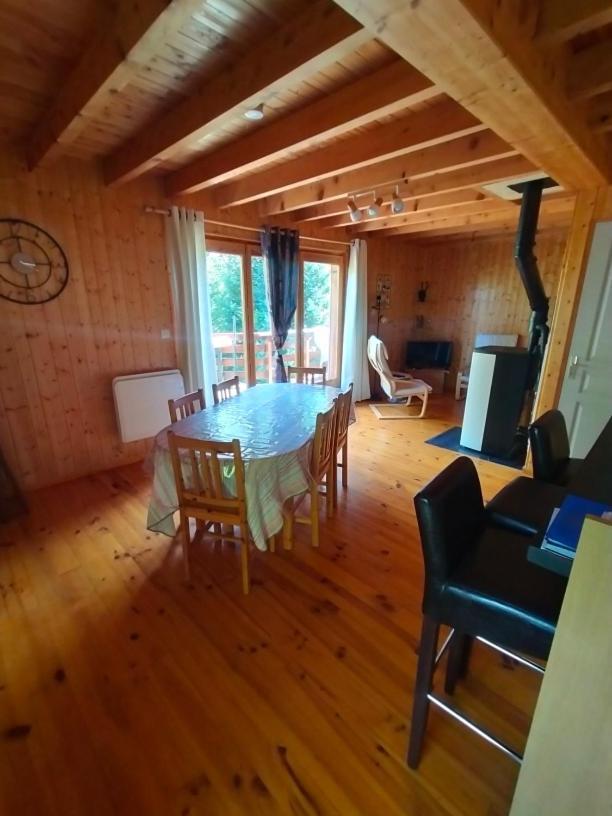 Gite Le Chalet Saintantheme / Praboure Exterior foto