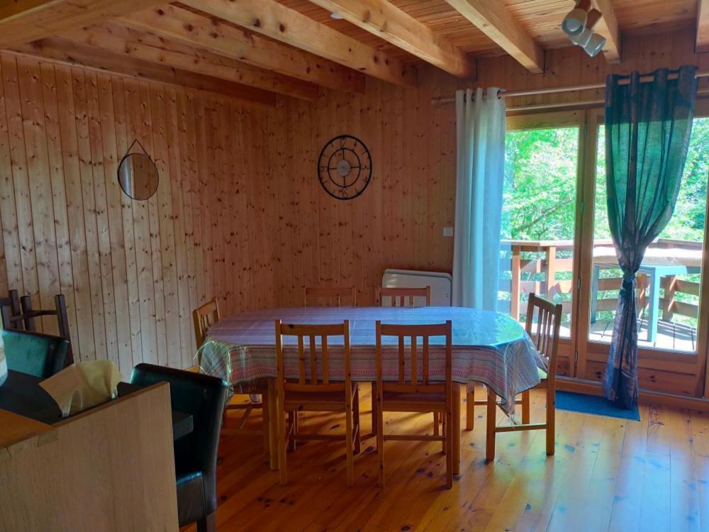 Gite Le Chalet Saintantheme / Praboure Exterior foto